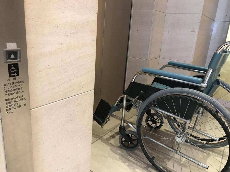 身障者対応エレベーター